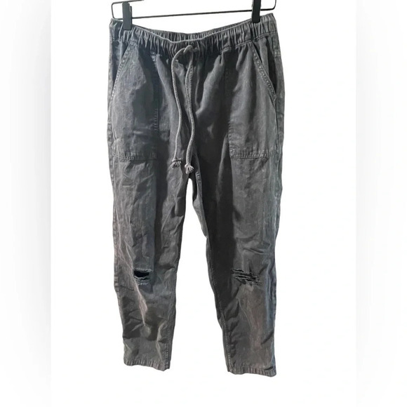 Aerie utility distressed drawstring pant, size medium, lightweight comfy fabric - Picture 1 of 6